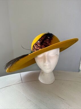 Women's Vintage Mr. John Classic New York Paris Yellow Hat Feather